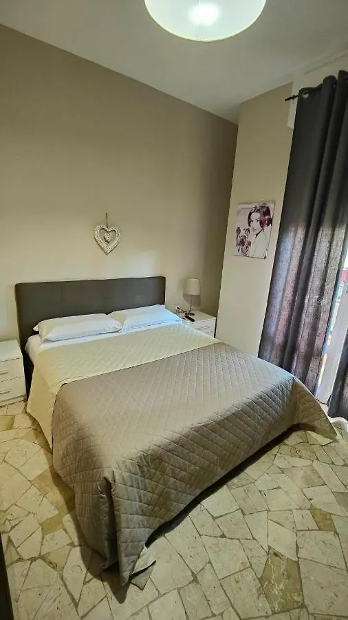 Etnea Glamour House Catania Italien